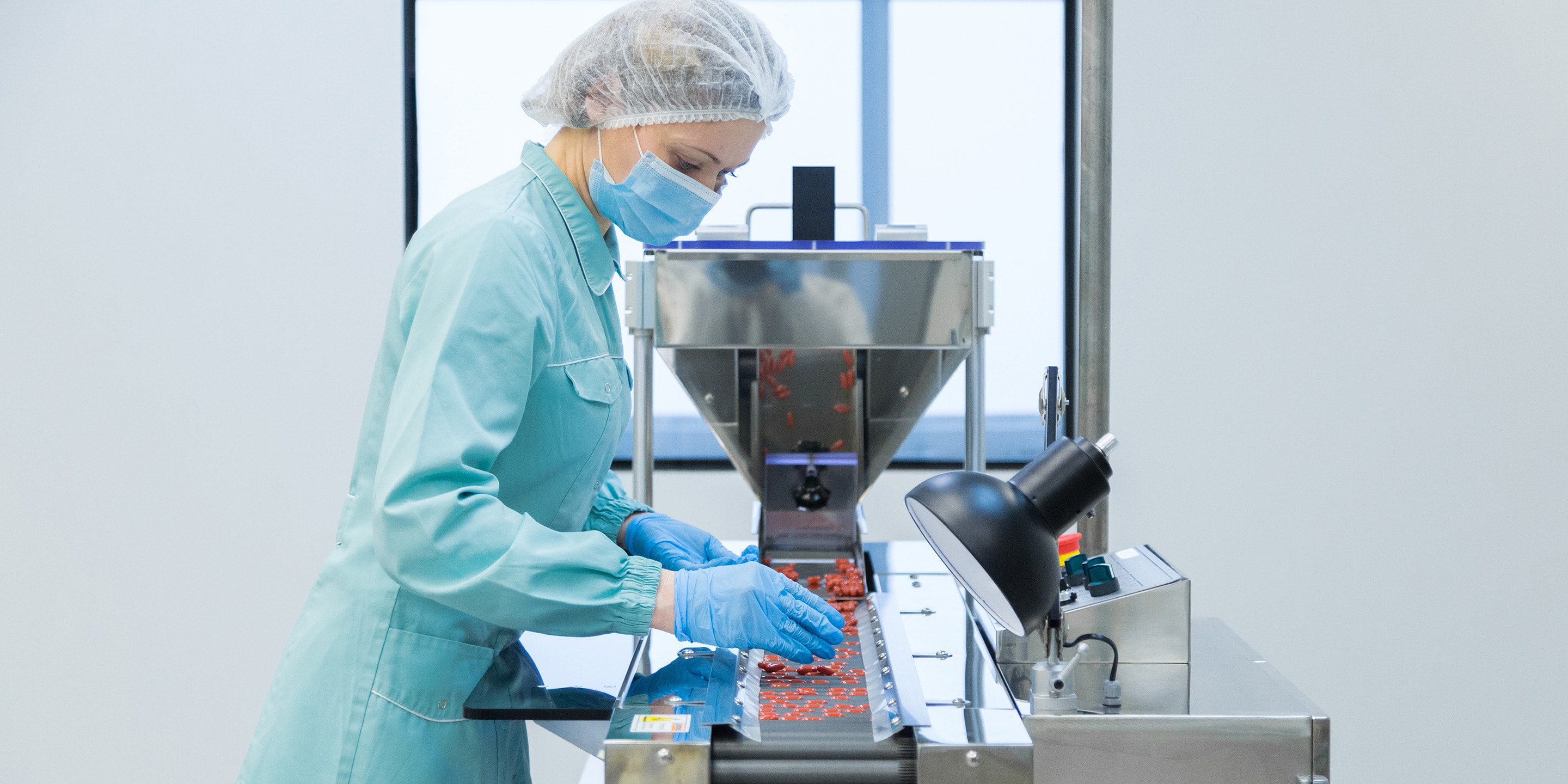 How Industry 4.0 is Revolutionizing Life Sciences Workforce Solutions